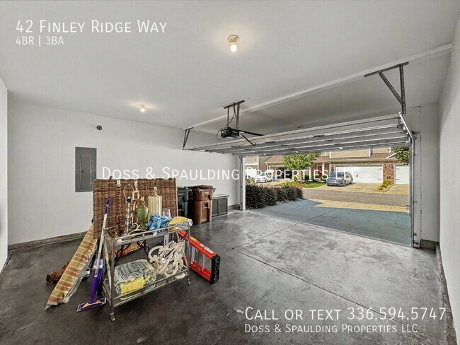 Building Photo - 42 Finley Ridge Way