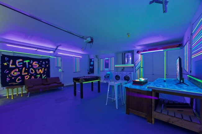 Building Photo - 12009 Florida Woods Ln