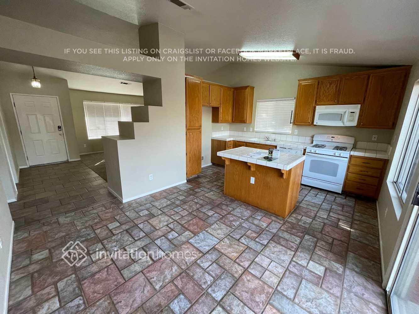 Building Photo - 239 Sterling Grove Dr