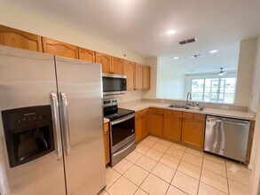 Building Photo - 2607 Emerald Lake Ct