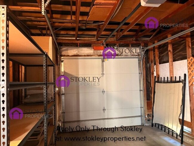 Building Photo - 323 Thistle Cir