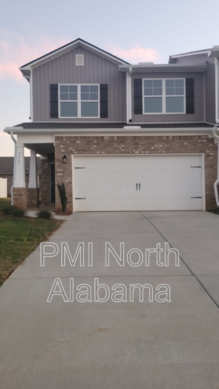 Primary Photo - 7597 Discovery Pt Dr NW