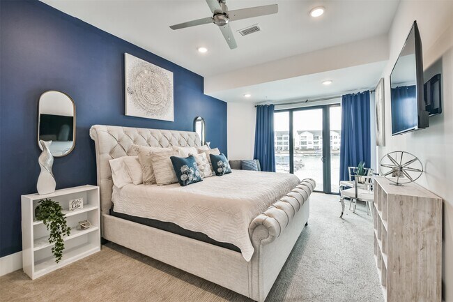 Building Photo - 15260 TX-105