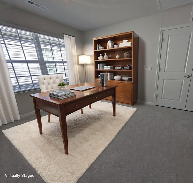 Building Photo - 5525 Hydrangea St