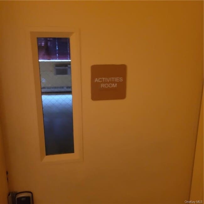 Building Photo - 1275 Grant Ave