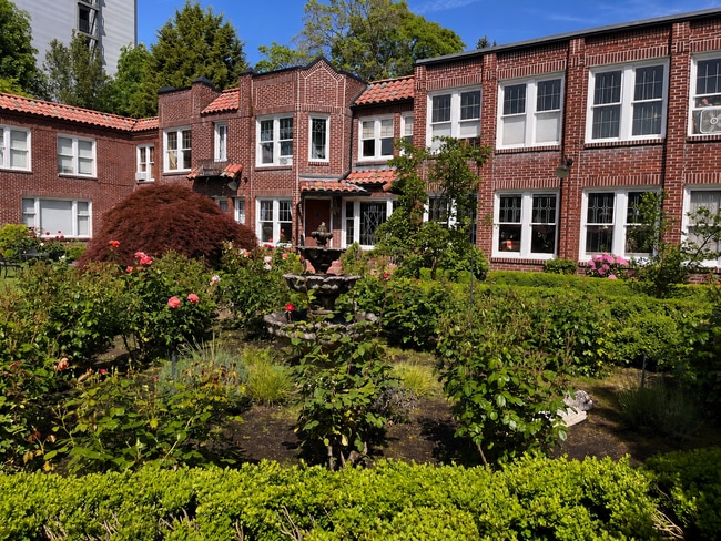 Building Photo - Rosegate