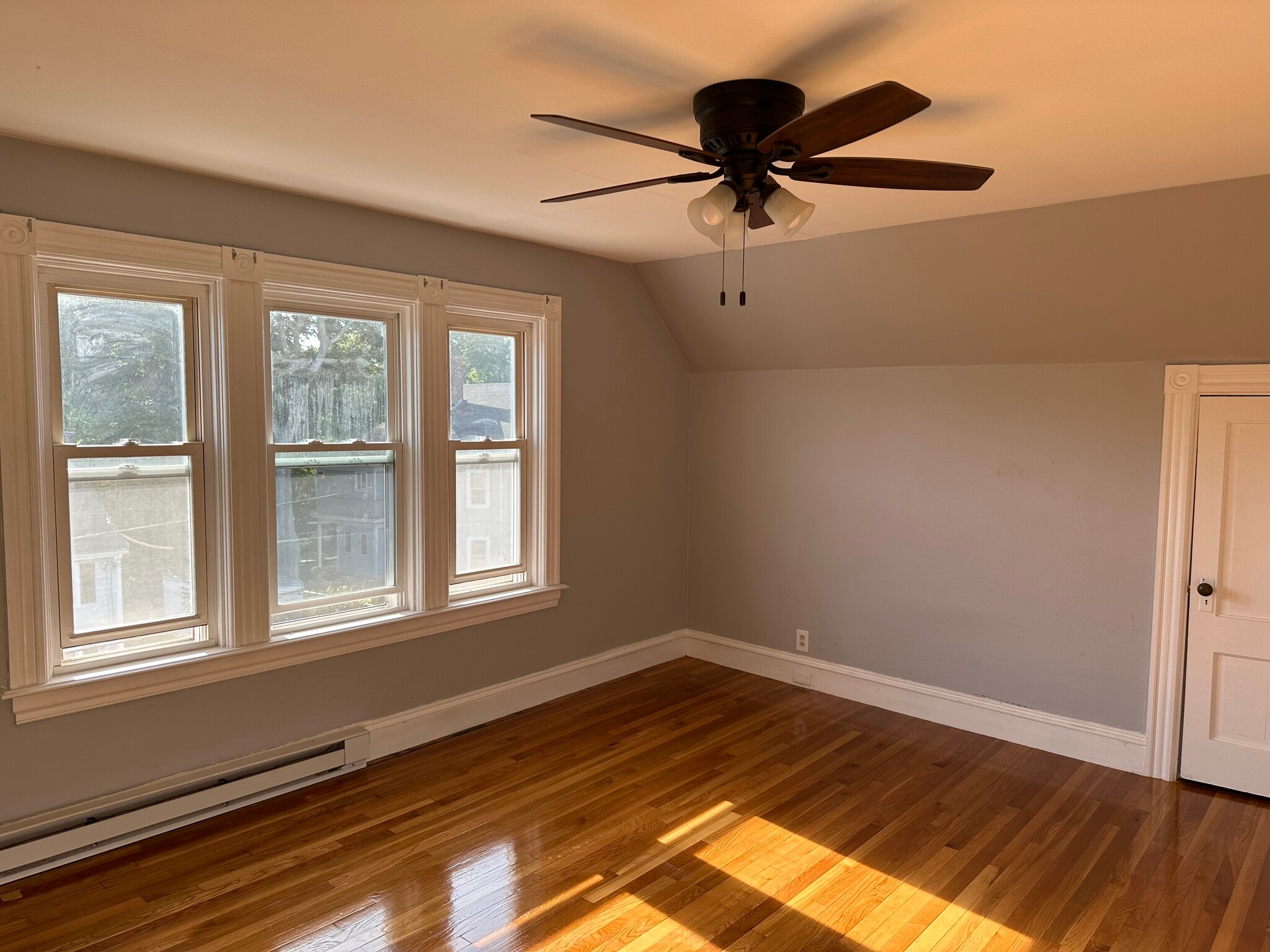 Master bedroom - 10 Garden St