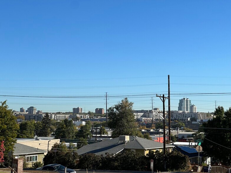 Building Photo - 1314 W Gill Pl