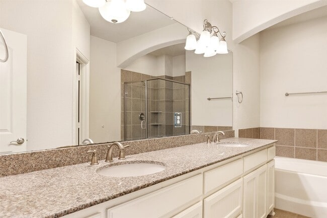 Building Photo - 201 Brick Row