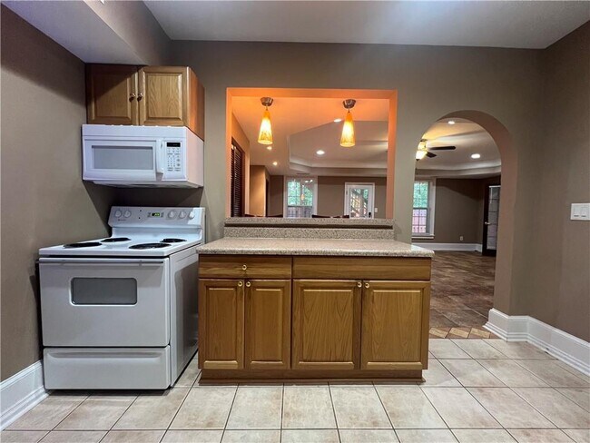 Building Photo - 1435 Flagler Ct SW