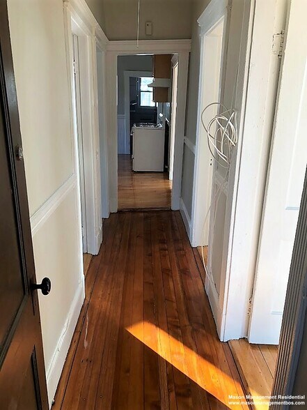 Apt 2 - 19 Arden St