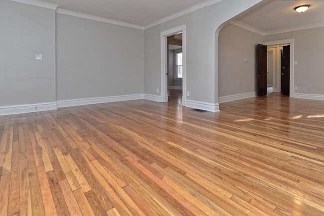 Building Photo - 5332 Bancroft Ave