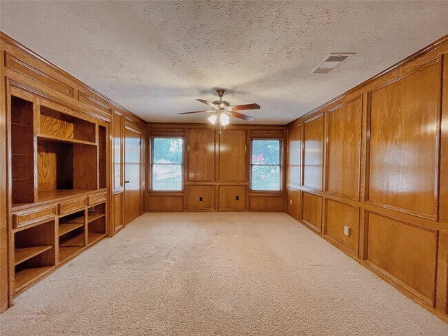 Building Photo - 3015 W Steepbank Cir