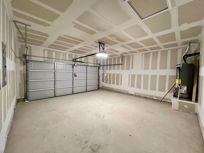 Building Photo - Charming 3BR 2BA House in Buda