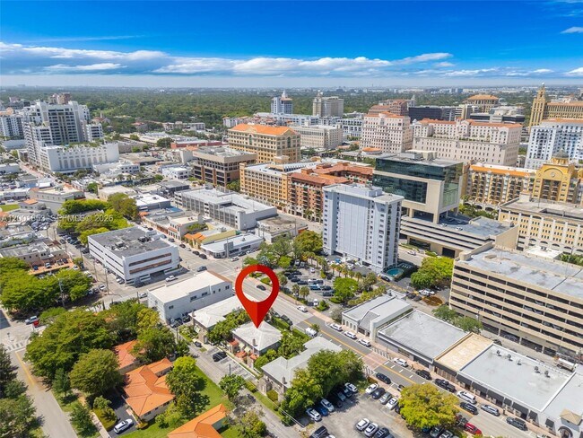 Building Photo - 28 Almeria Ave