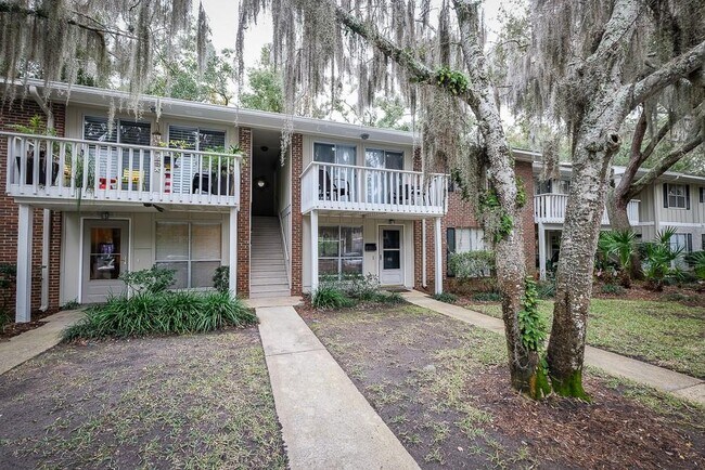 Building Photo - 800 Mallery St