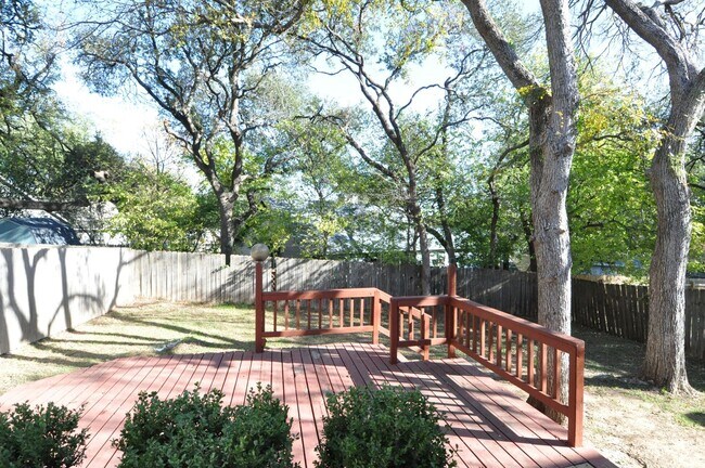 Building Photo - Completely Renovated in Round Rock ISD