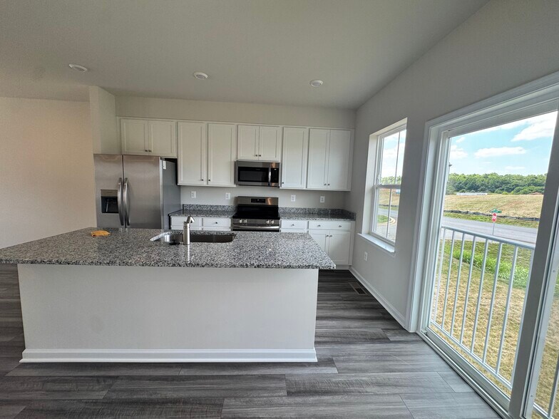 Building Photo - 101 Milburn Dr