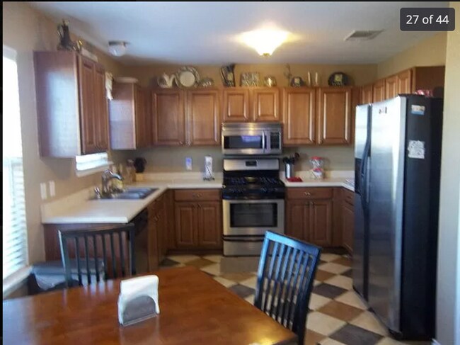 Building Photo - 223 Brandons Way
