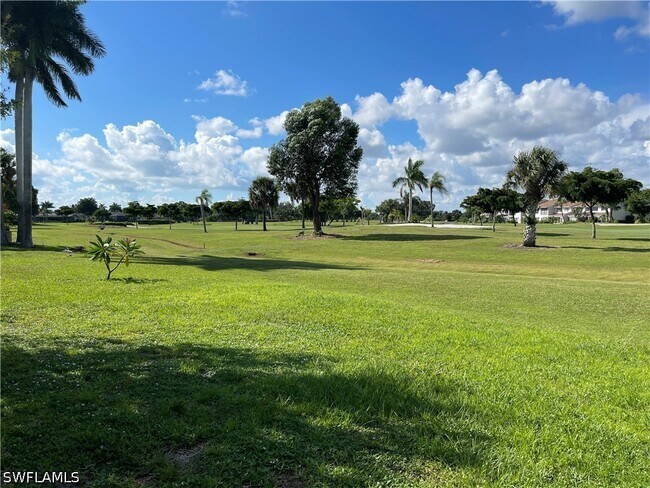 Building Photo - 255 Pine Valley Cir