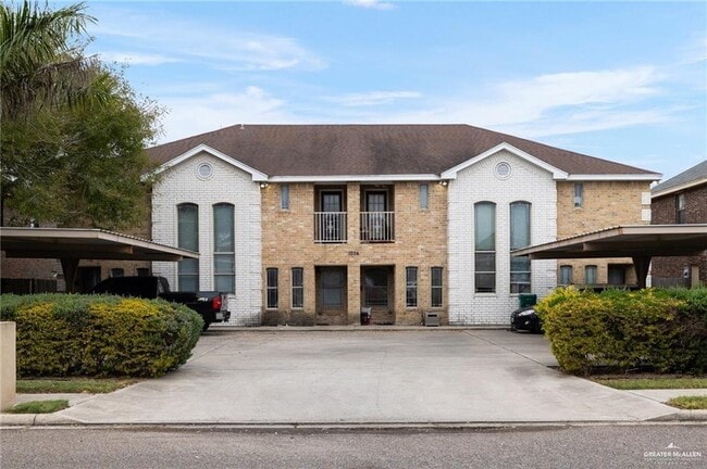 Primary Photo - 10 West Dr