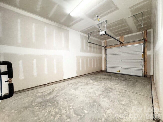 Building Photo - 759 Lock Haven Dr NW