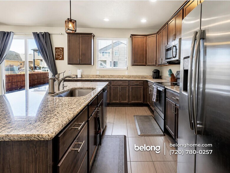 Building Photo - 10224 Hidden Pk Wy