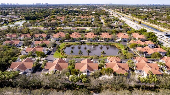 Building Photo - ** COURTYARDS AT QUAIL WOODS ** 2 BED + DEN / 2 BATH - TOWNHOME - NORTH NAPLES - ANNUAL RENTAL