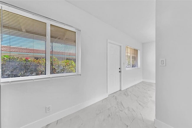 Building Photo - 1839 Funston St