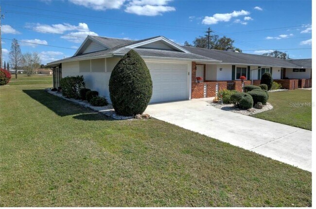 Building Photo - 1411 N Pebble Beach Blvd