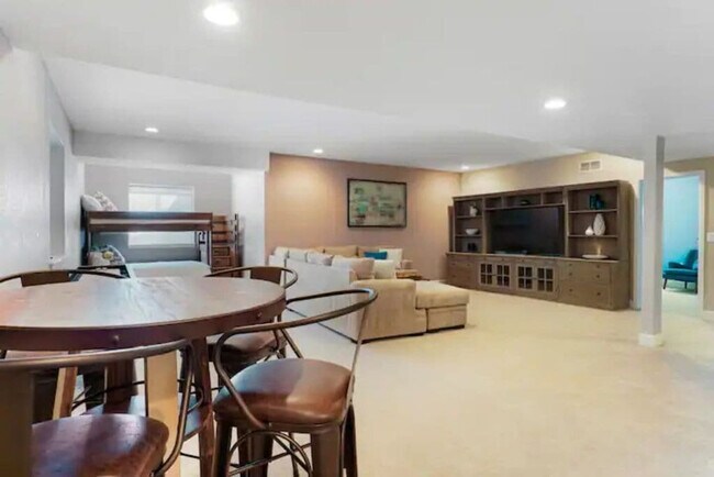 Building Photo - 9412 Joyce Way