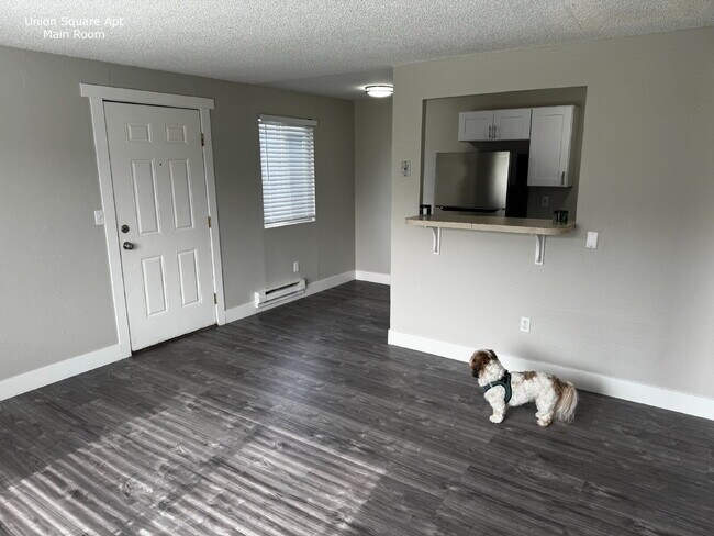 Building Photo - "Cozy 1-Bedroom Retreat in Lakewood with M...