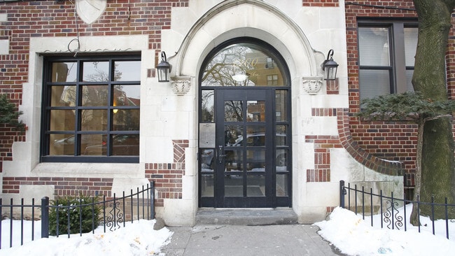 Building Photo - 1900 Newkirk Ave