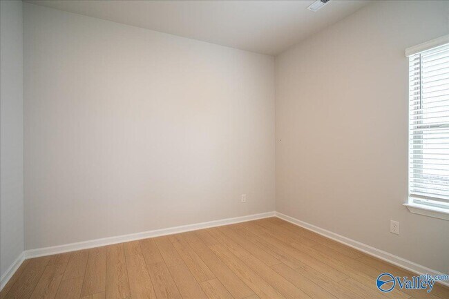 Building Photo - 22821 Dashwood Ln
