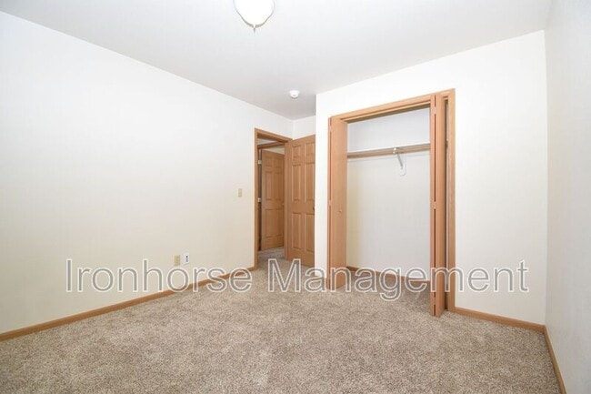 Building Photo - 2431 Wheeler Dr
