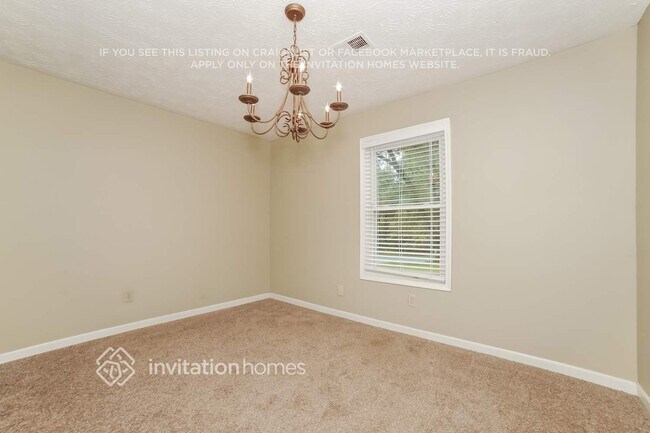 Building Photo - 4393 Fielding Ln
