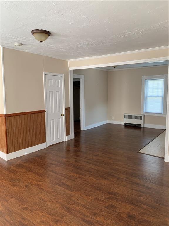 Building Photo - 14 Wallace Ave