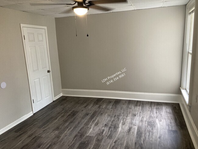 Building Photo - 123 E Central Ave