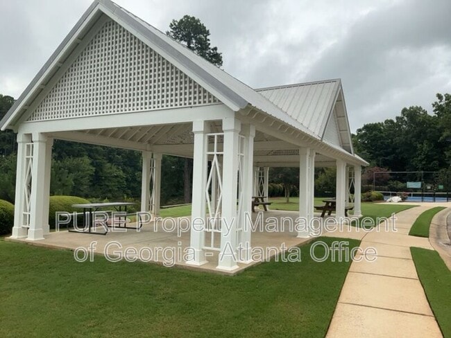 Building Photo - 175 Orchard Dr