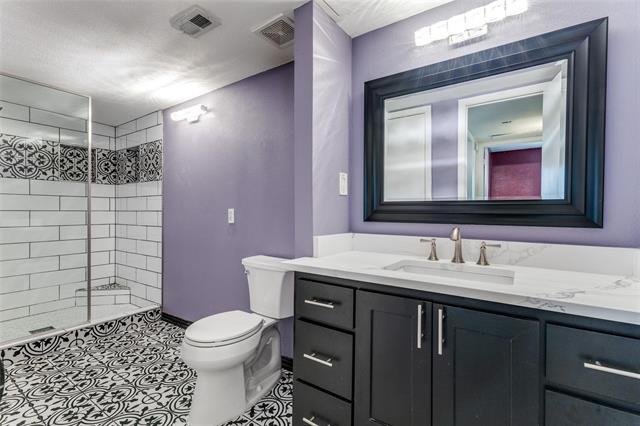 Building Photo - 606 Ridgeline Dr