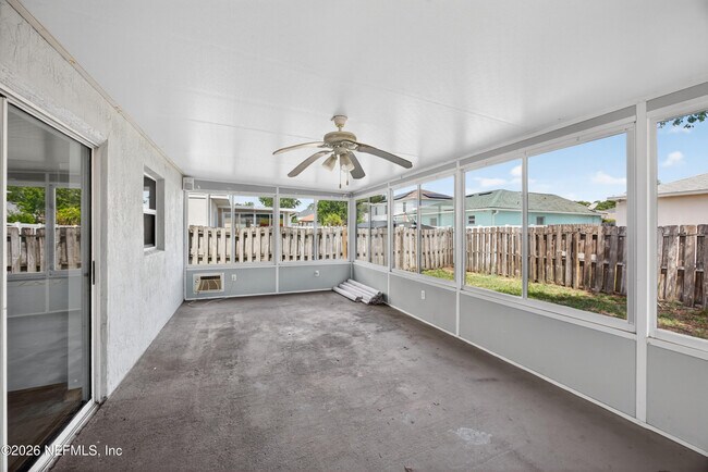 Building Photo - 7379 Edenfield Park Rd