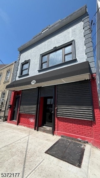 Primary Photo - 192 Beech St