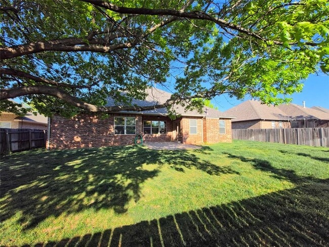 Building Photo - 16008 Bravado Pl