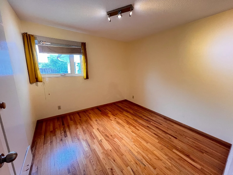 Building Photo - 2880 Freeman Pl