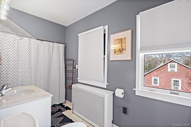 Building Photo - 51 Edgemont Rd