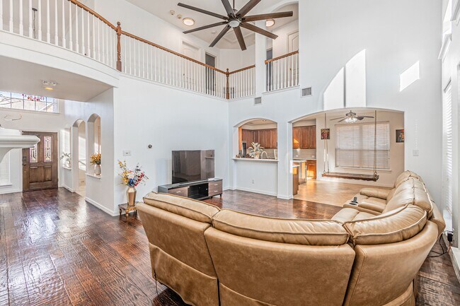 Building Photo - 14723 Alstone Dr