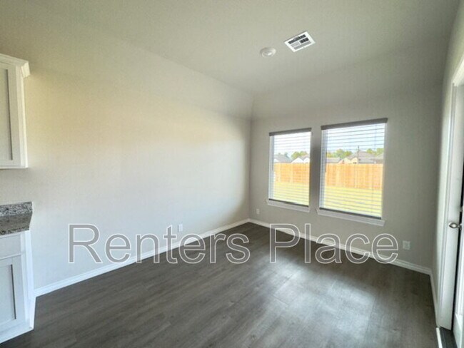 Building Photo - 7203 East 155 Place South