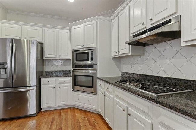 Building Photo - 315 Commons Gate Ct