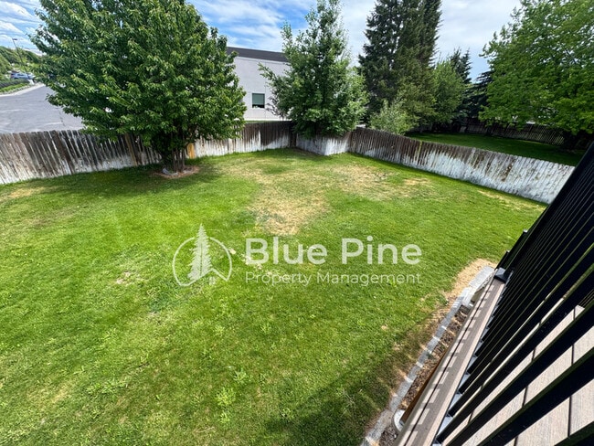 Building Photo - 3535 Spring Creek Dr