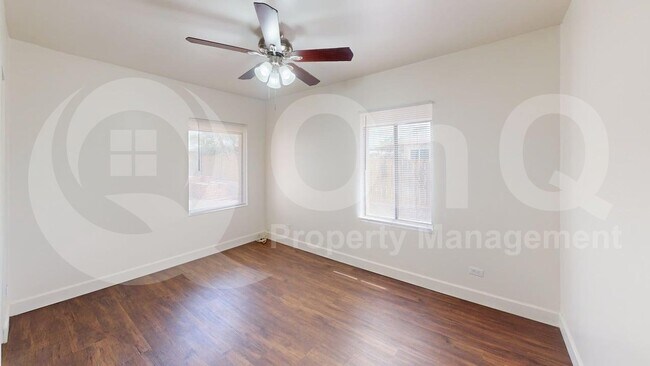 Building Photo - 2760 N Palo Verde Ave